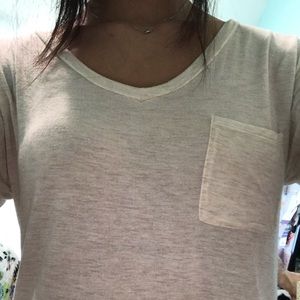 Loose T-shirt with a pocket